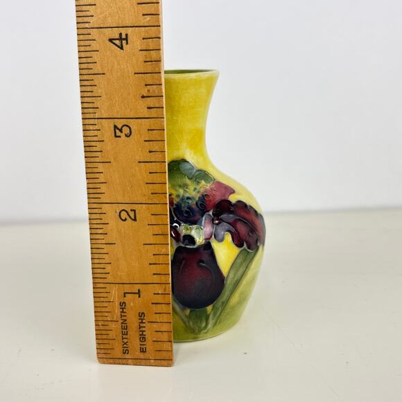 Vintage Moorcroft Pottery Bud Mini Vase With Orchid Pattern - Picture 6 of 6